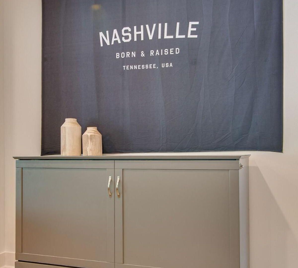 Modern East Townhome Walk To Local Favorite Restaurants And Bars 2 Car Garage Smart Tvs In Every Near Five Points The Gulch And 10 Min To Broadway 24 Hr Hospitality Nashville