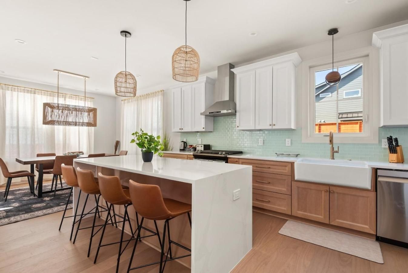 Germantown Gem 4br | Sleeps 10 | Minutes To Downtown