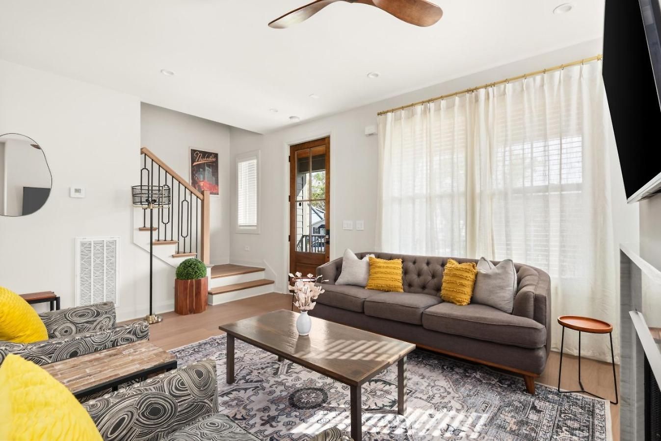 Germantown Gem 4br | Sleeps 10 | Minutes To Downtown Nashville