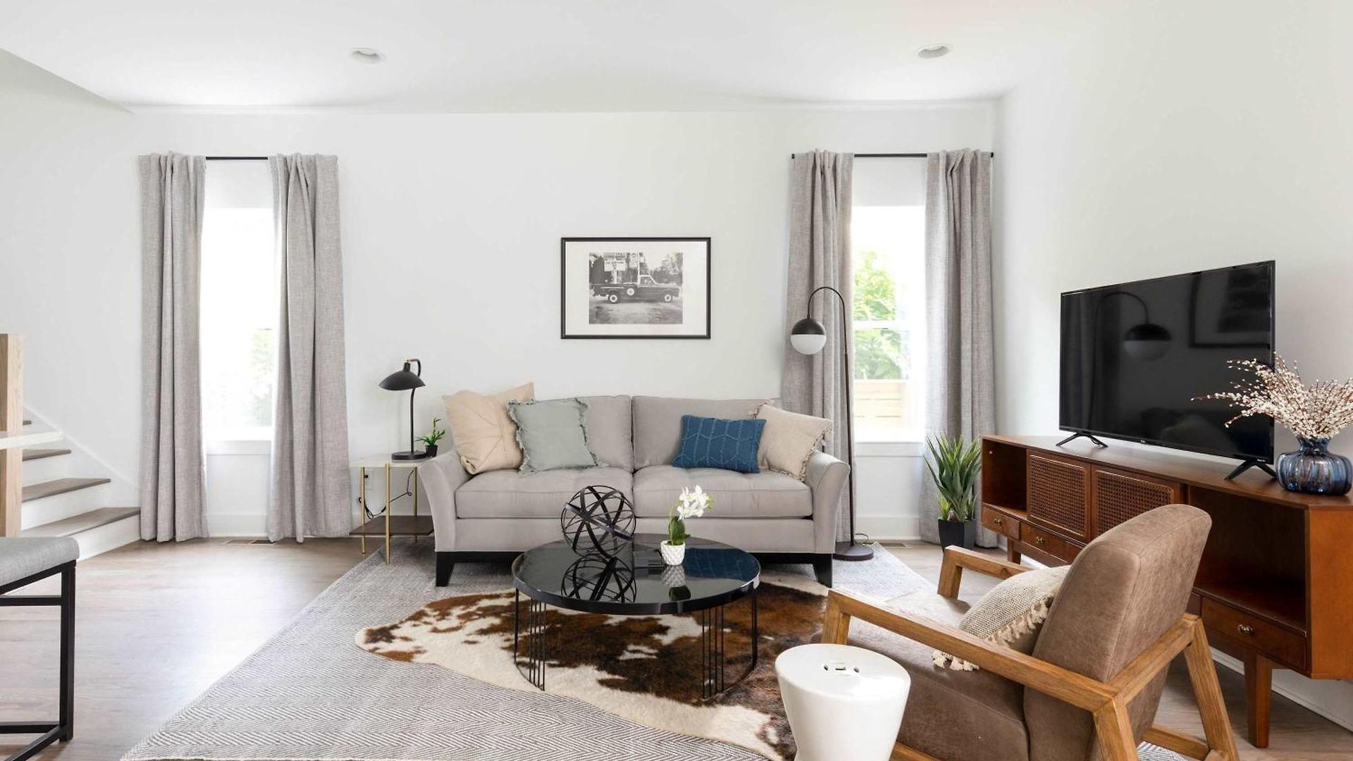 Spacious 4br Townhome X2 Near Dt & Broadway *