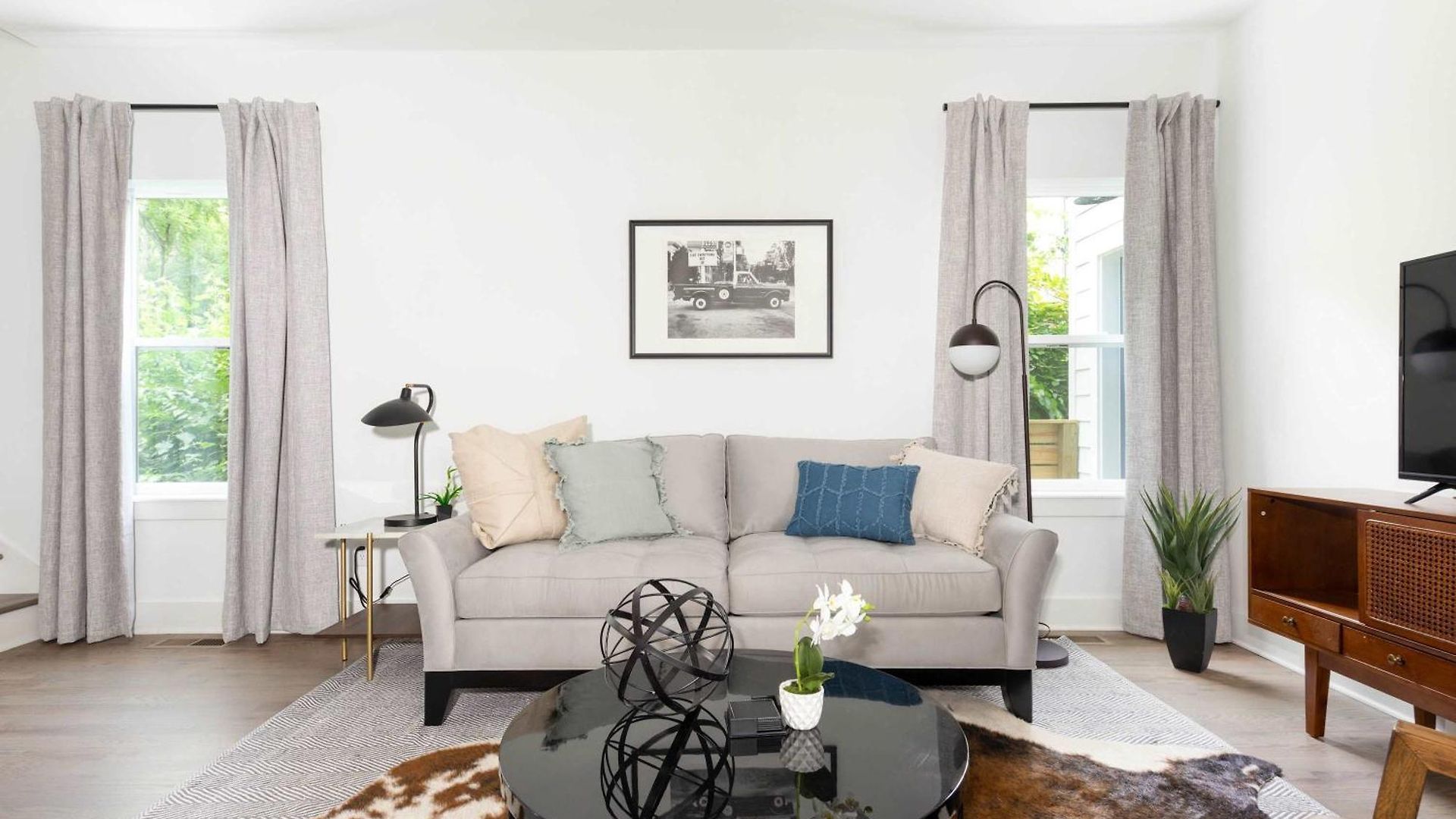 Holiday home Spacious 4br Townhome X2 Near Dt & Broadway