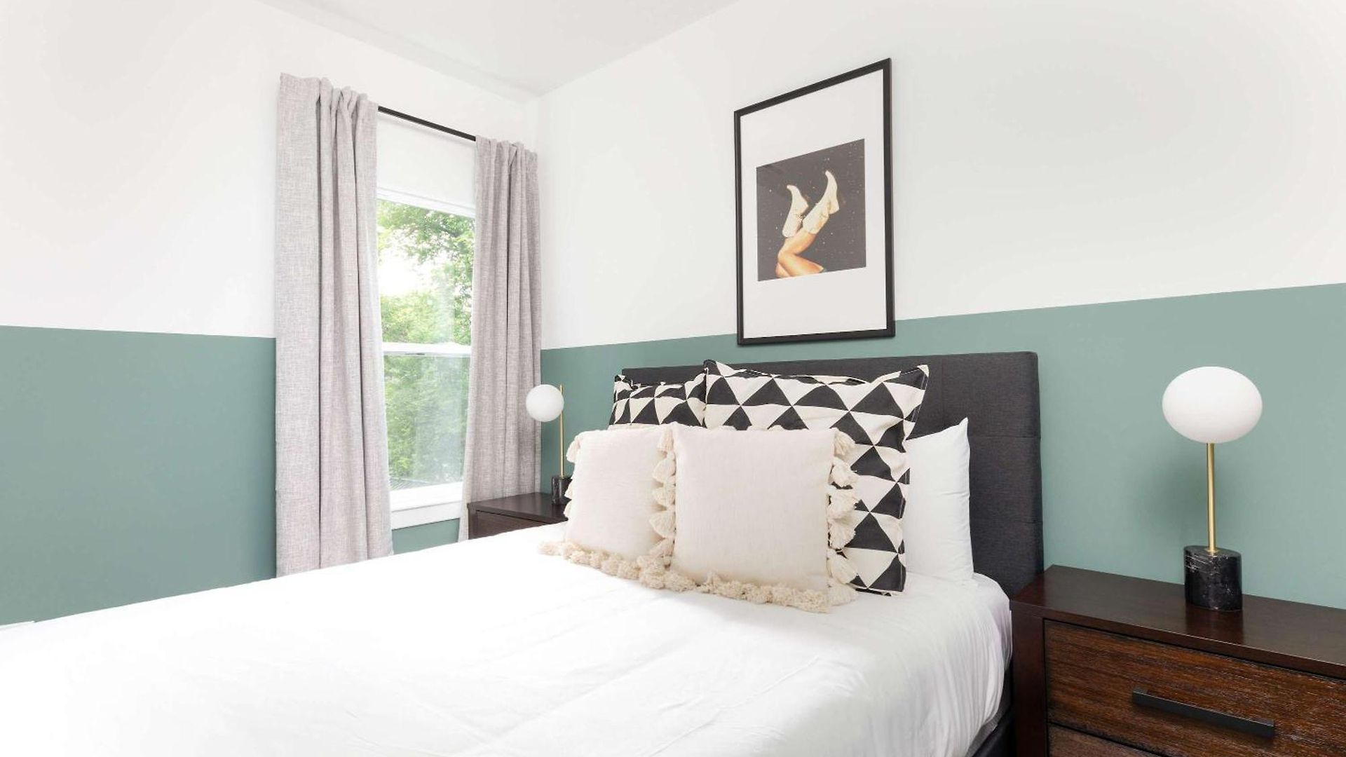 Spacious 4br Townhome X2 Near Dt & Broadway