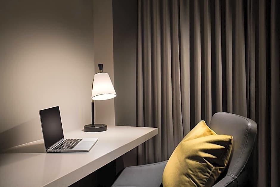Marriott At Vanderbilt Hotel 4*