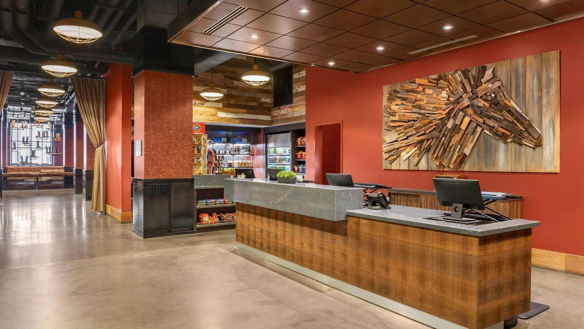 Cambria Downtown Hotel