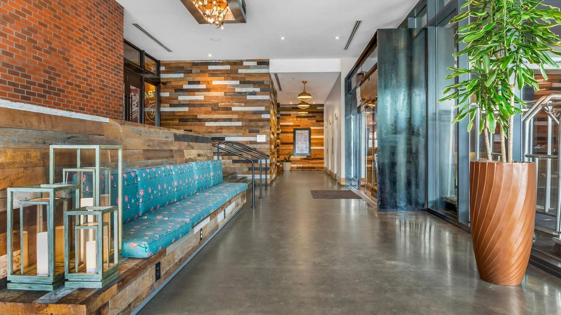 Cambria Downtown Nashville