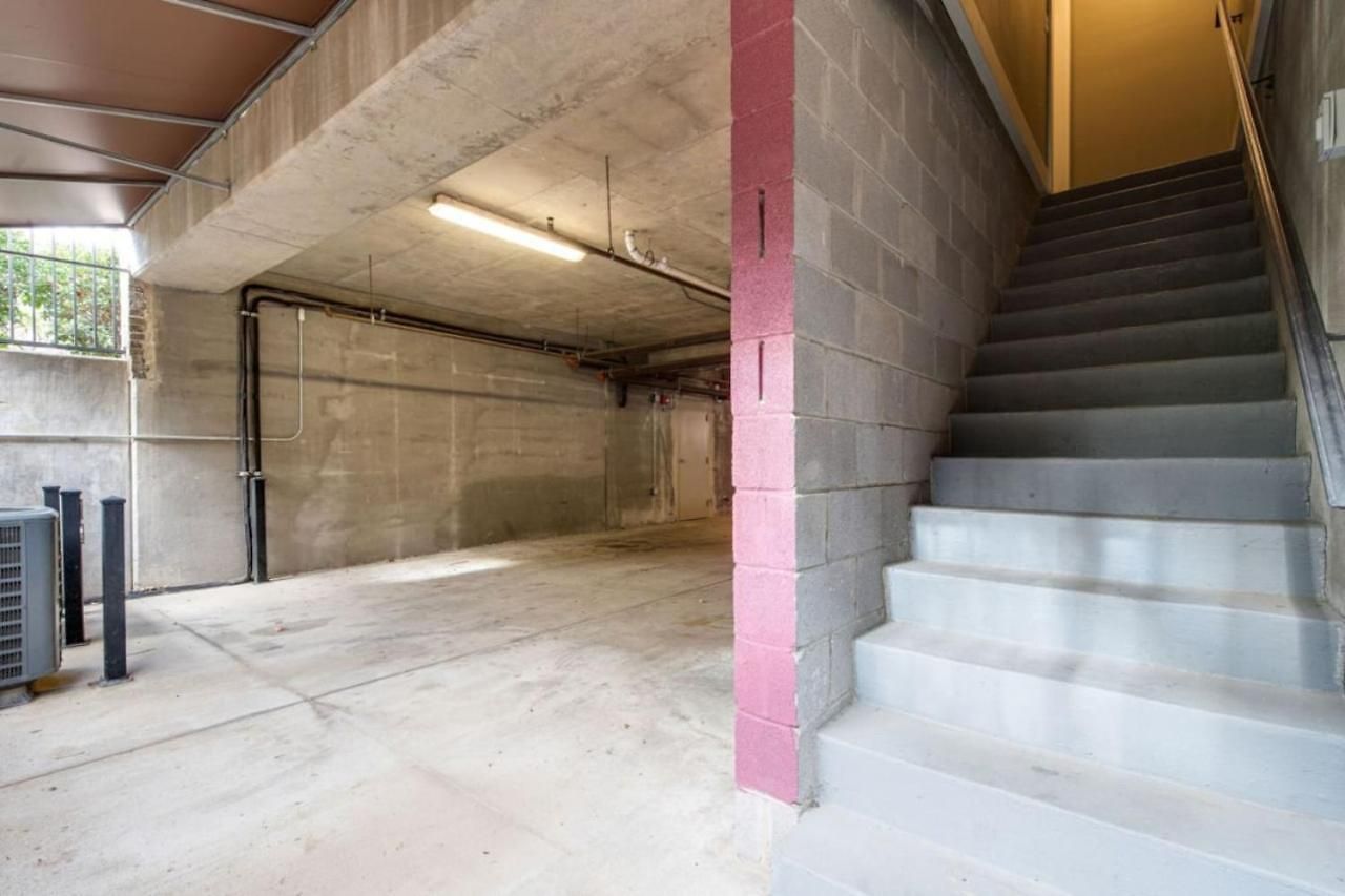 Music Row Luxury - Two King Bedrooms - Private Garage & Ensuite Baths