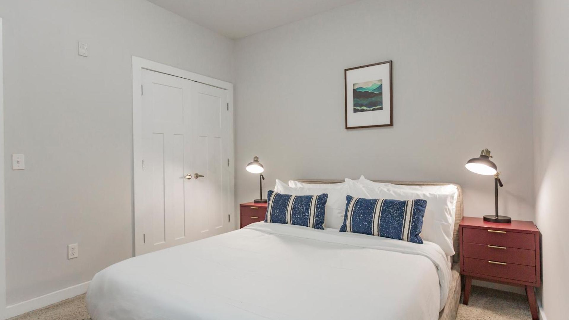 Cozysuites At Music Row Apartment