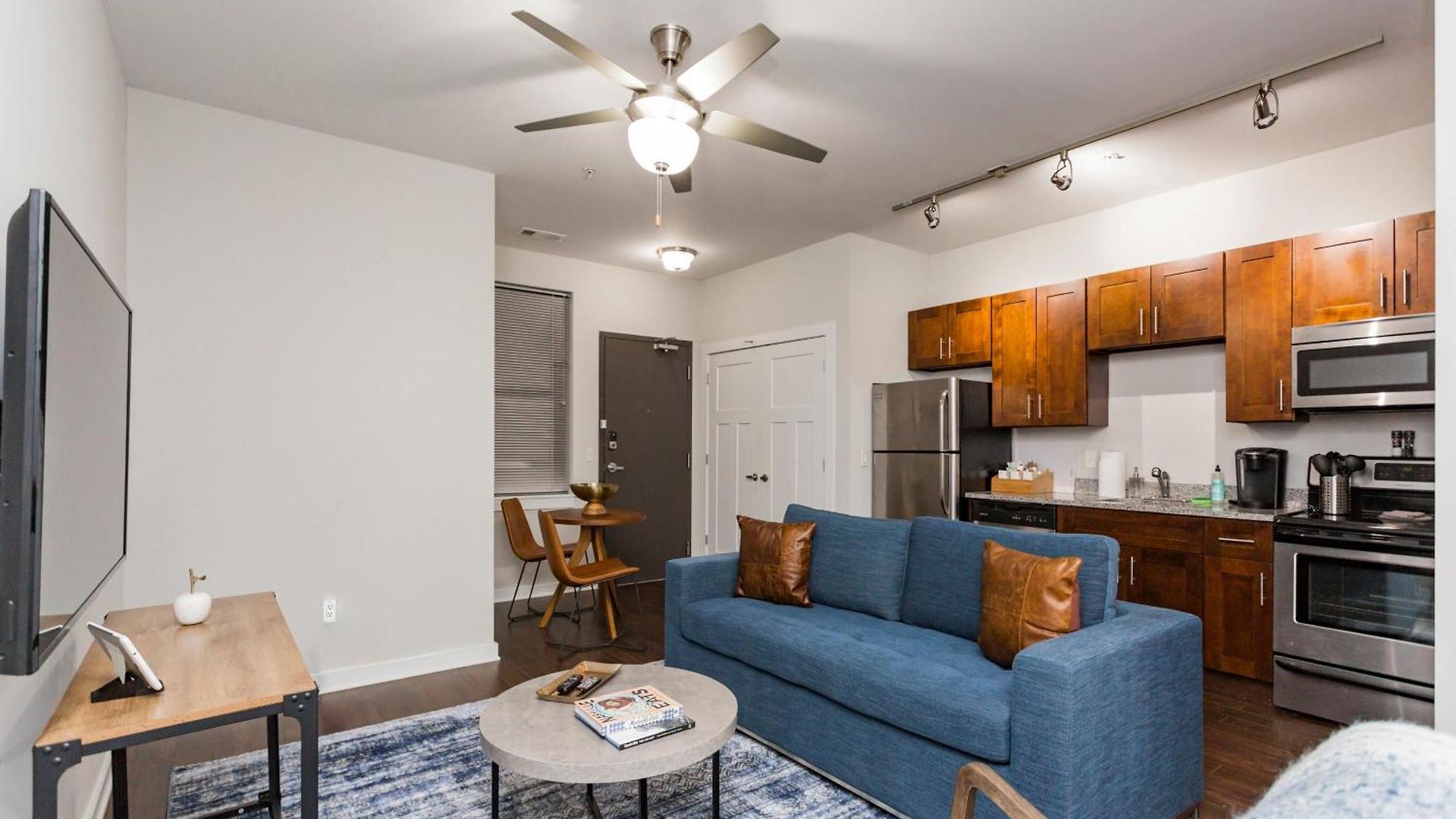 Apartment Cozysuites At Music Row *