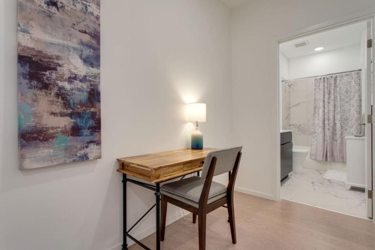 The Riverfront Vip - Walk To Broadway & Nissan Stadium - Free Garage