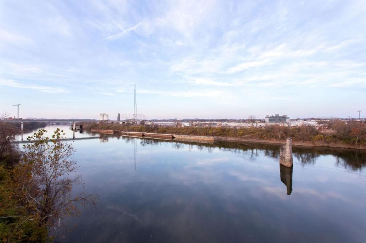 The Riverfront Vip - Walk To Broadway & Nissan Stadium - Free Garage Apartment Nashville