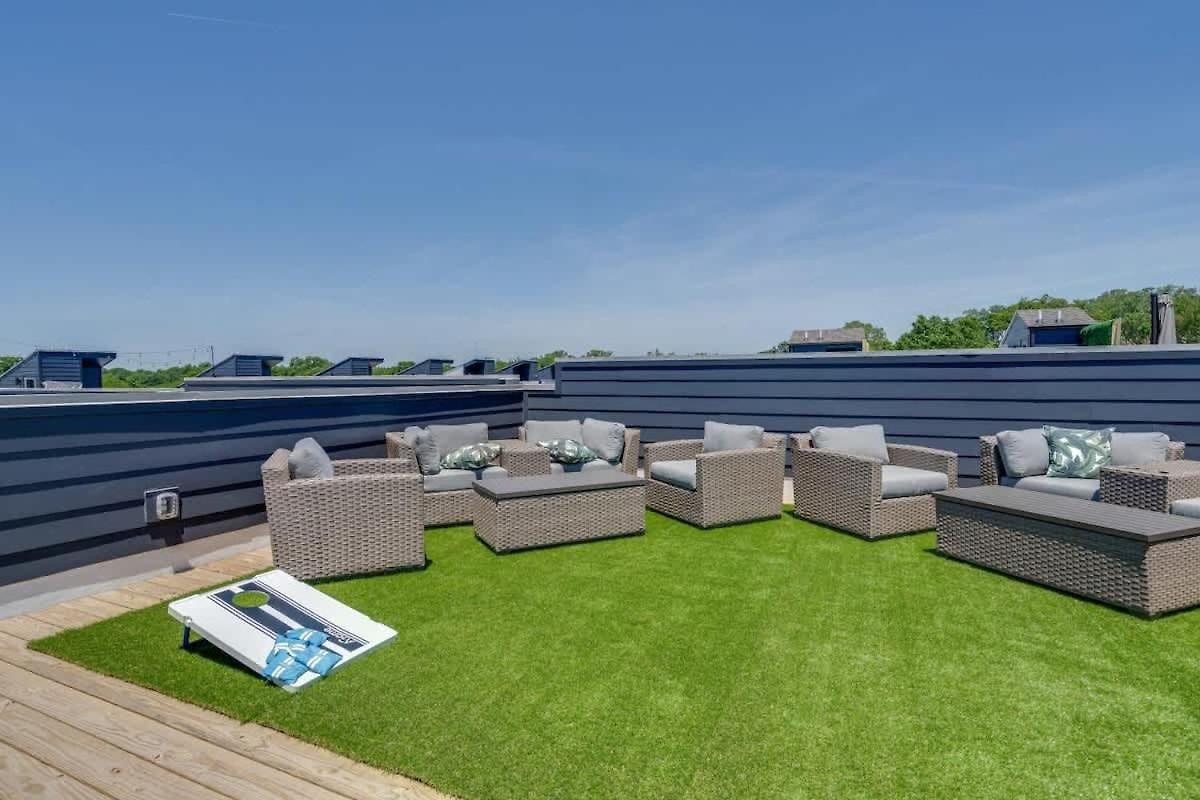 New East Oasis 13beds Roofdeck Free Parking Holiday home Nashville