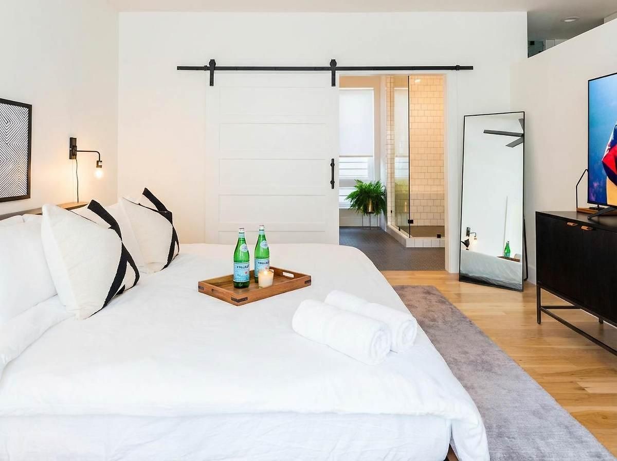 Holiday home Nash Chic Near Dt Rooftop Luxe Comfort *