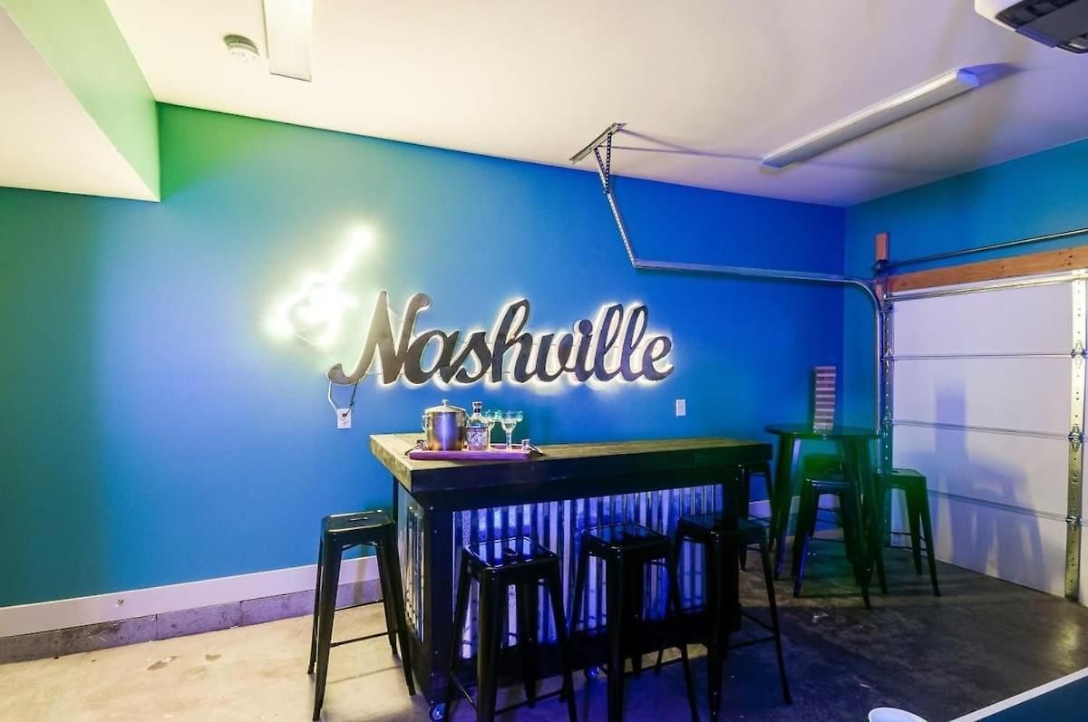 Game And Skydeck - Book Today Holiday home Nashville