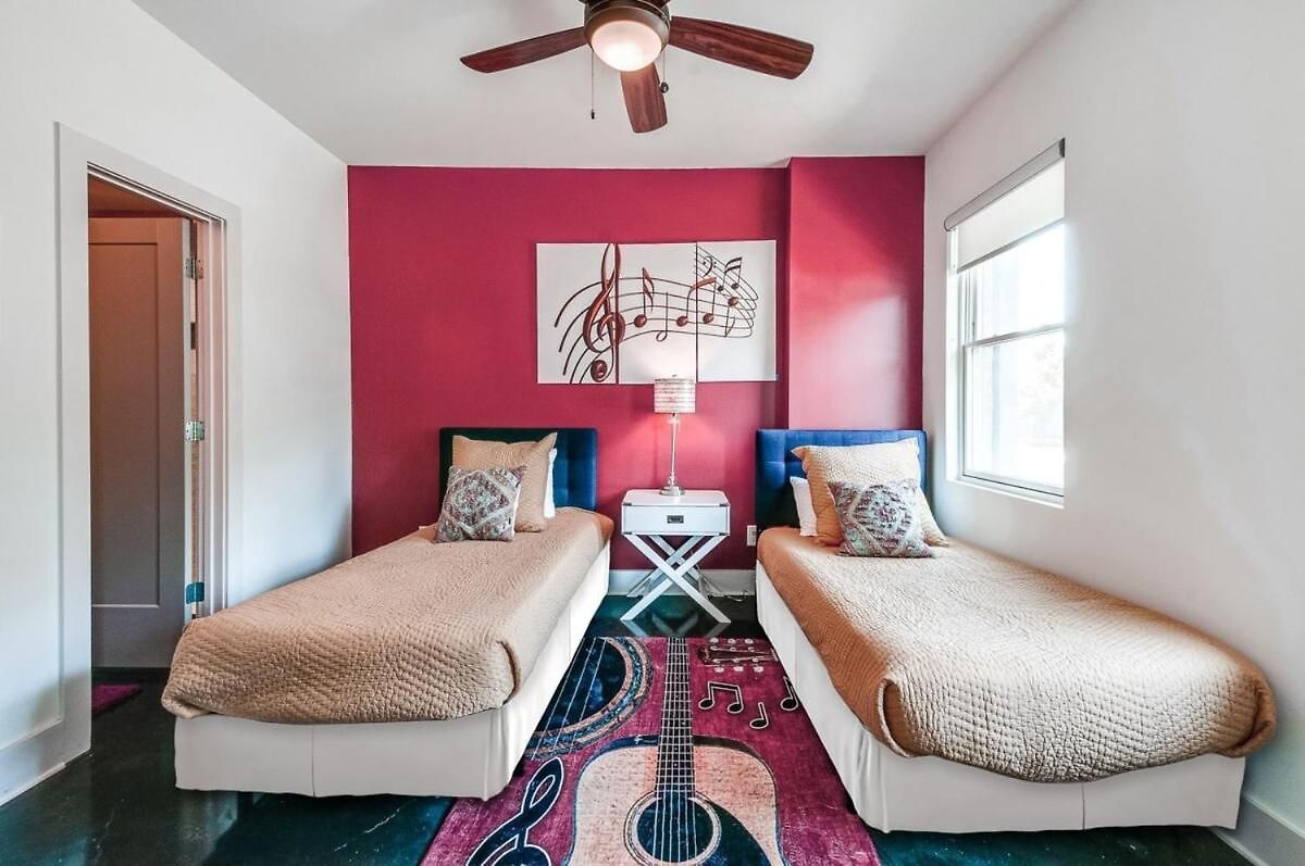 Game And Skydeck - Book Today Holiday home Nashville