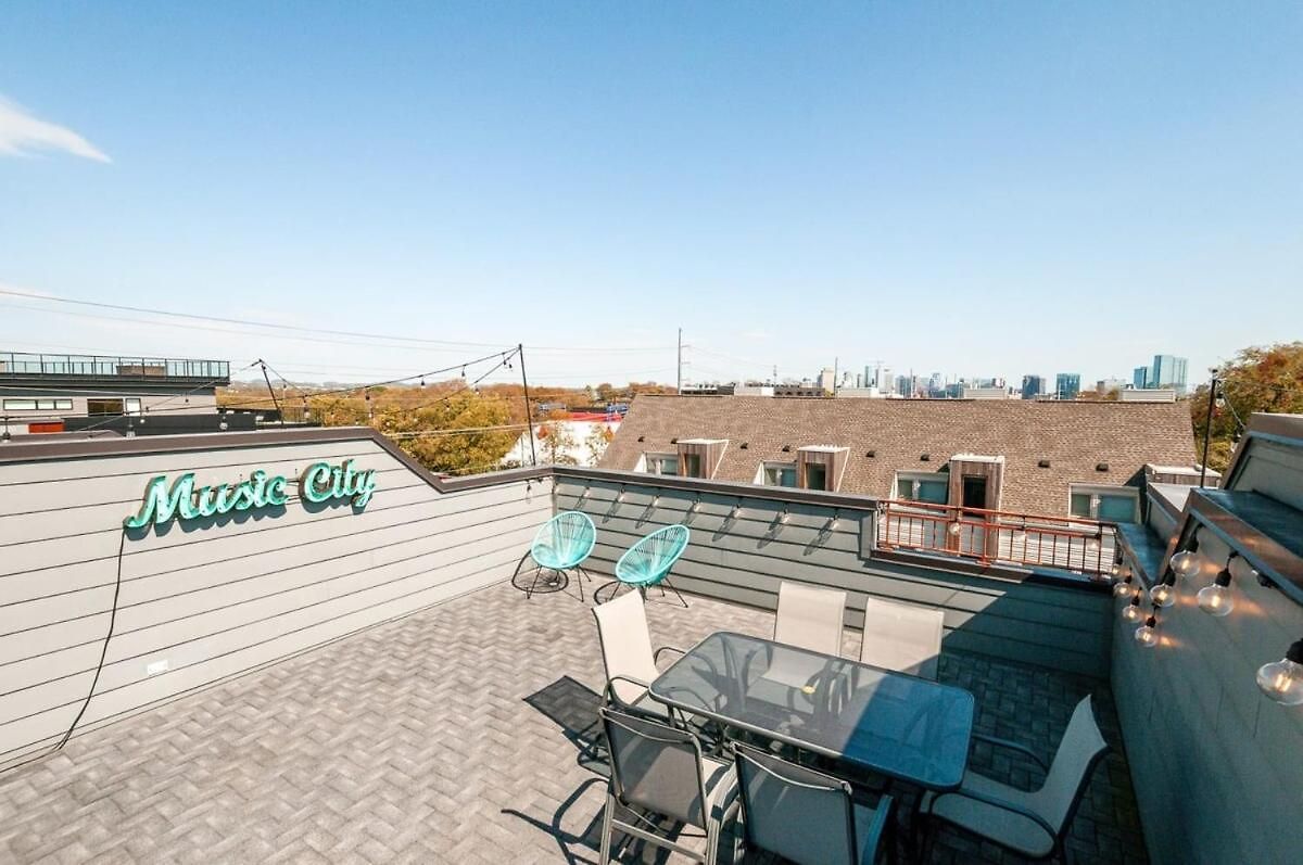 Holiday home Game And Skydeck - Book Today *
