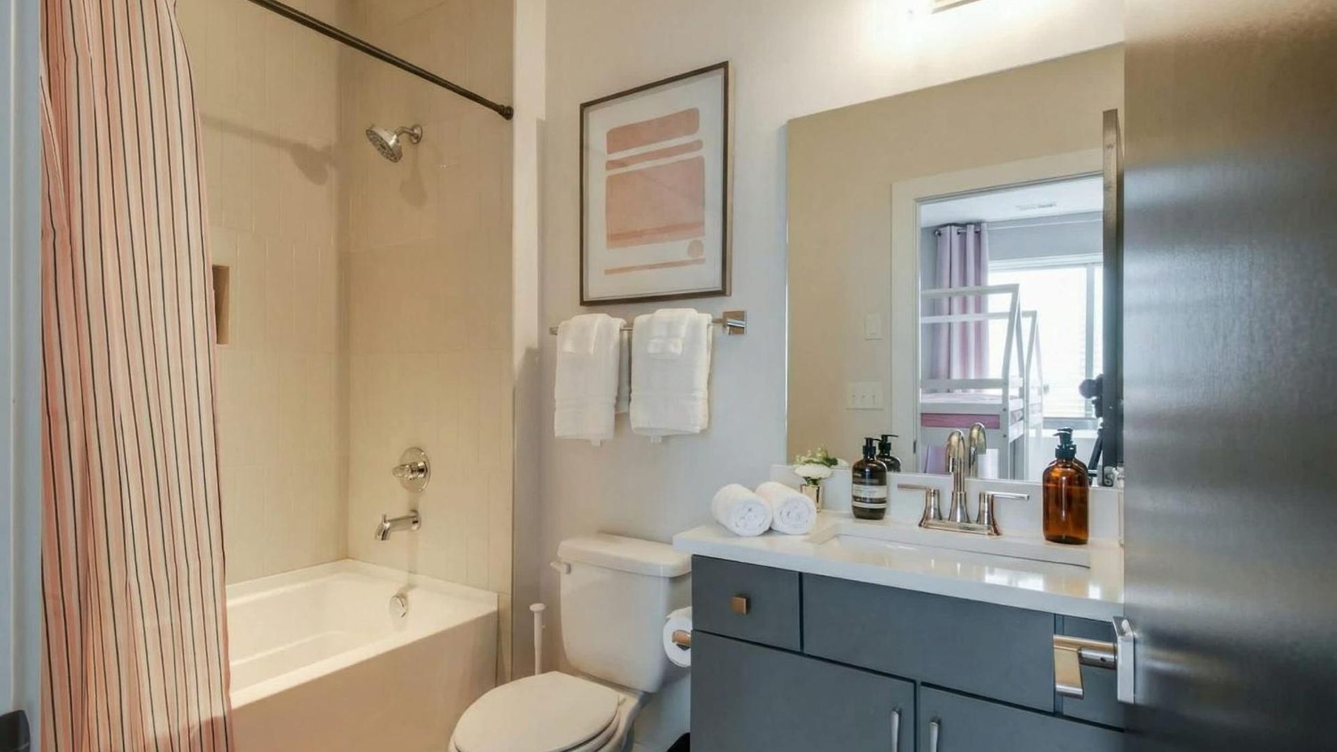 Holiday home King & Queen 2 Homes - 24 Beds Views