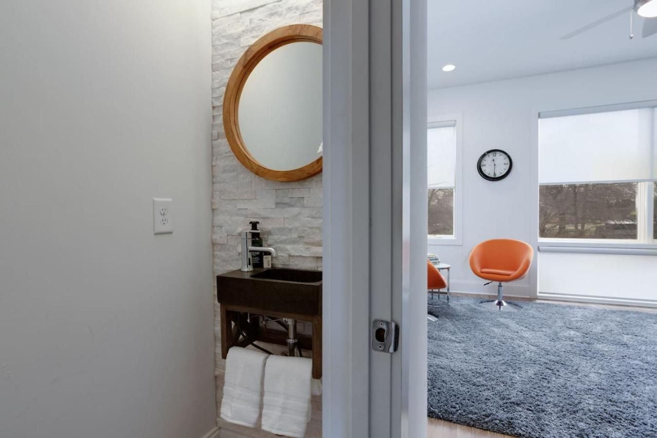 Holiday home Beautiful 3 Bedroom! Near Broadway-12th S-gulch *