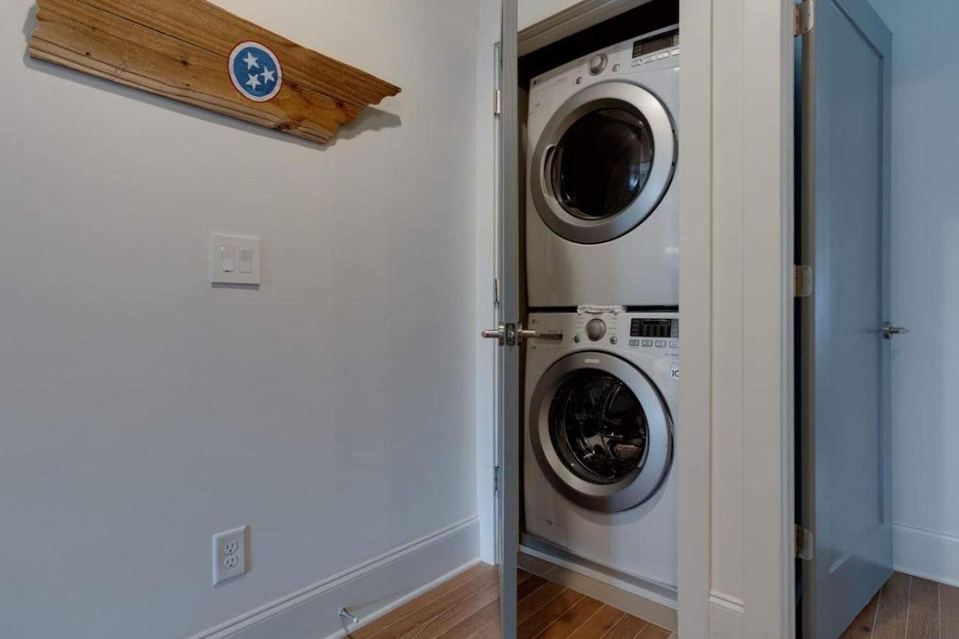 Beautiful 3 Bedroom! Near Broadway-12th S-gulch *