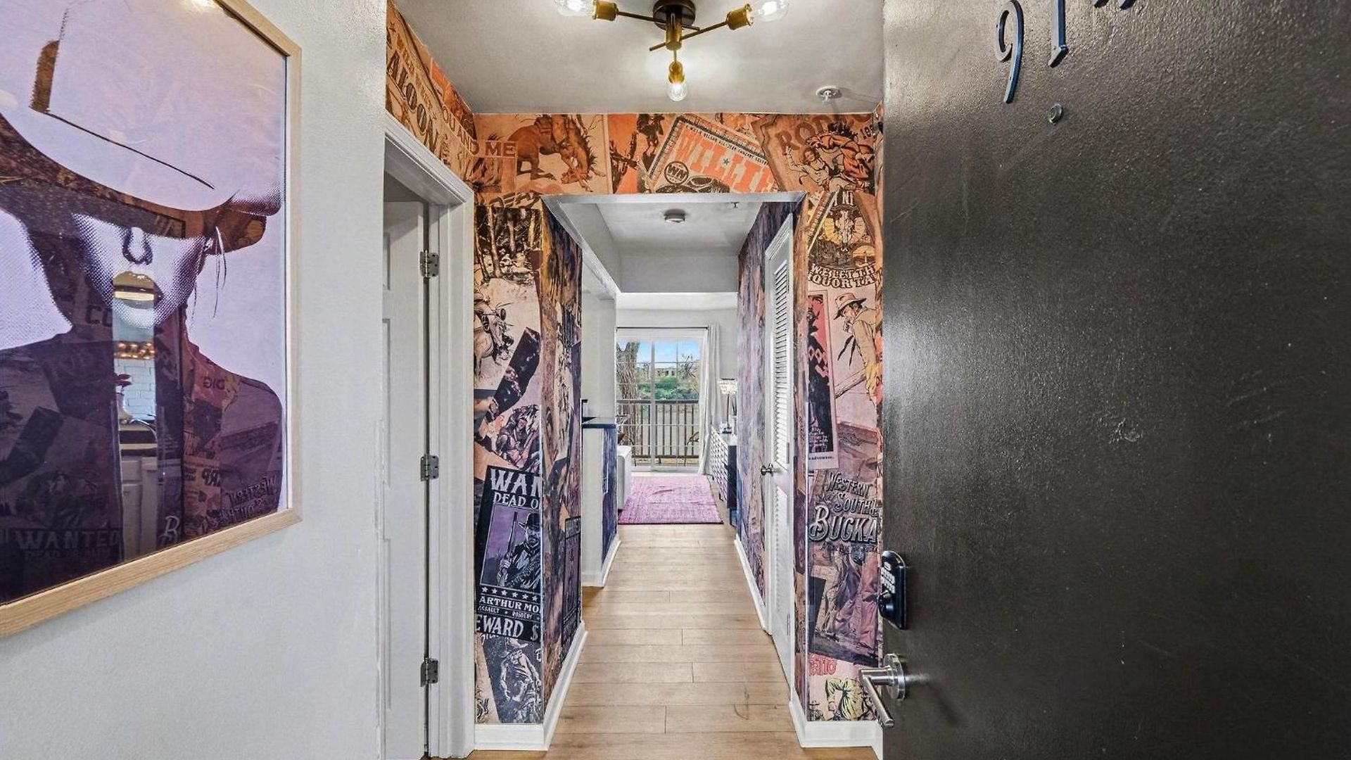 - 914 1st Ave N