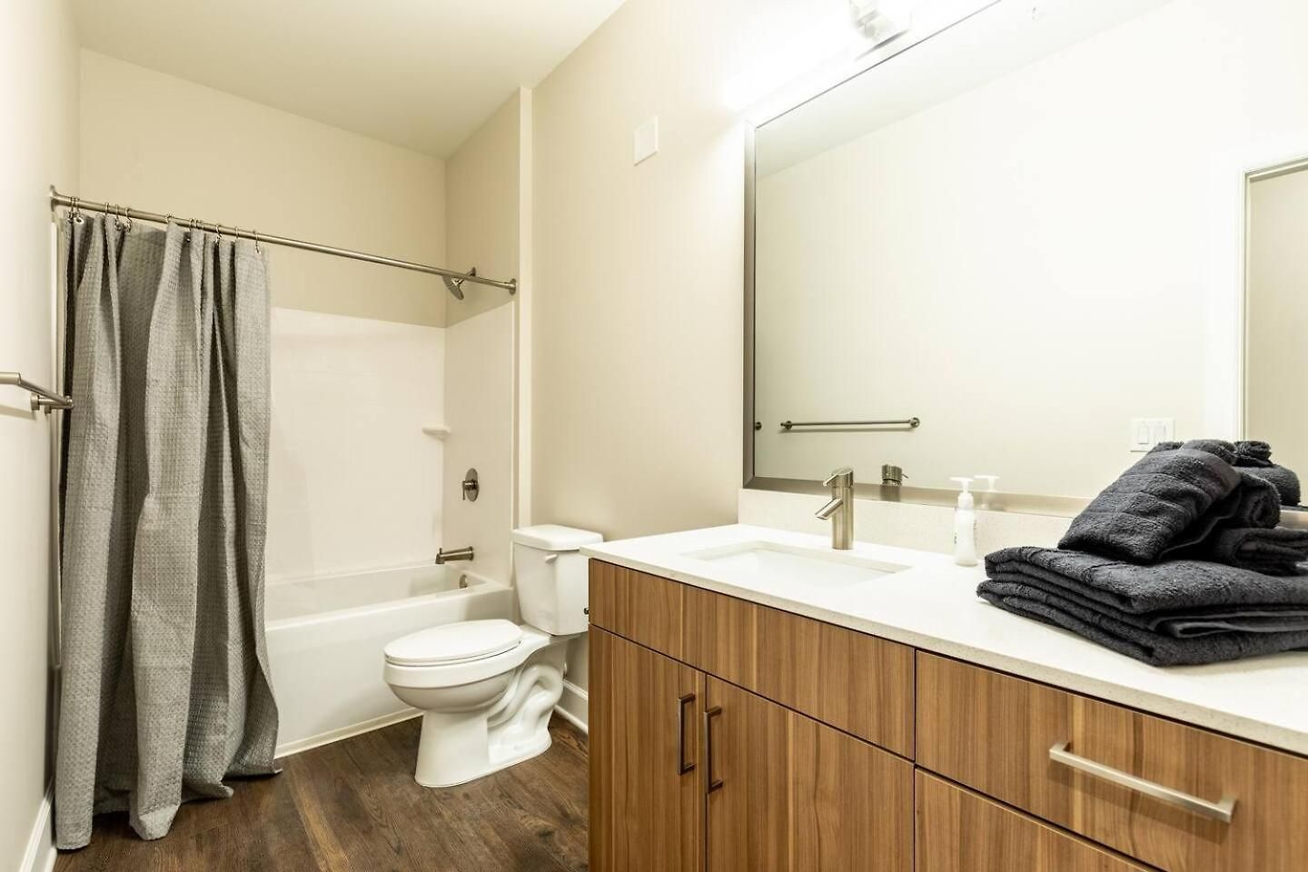 2br, Haven At Gulch W/ Rooftop Pool & Views Nashville