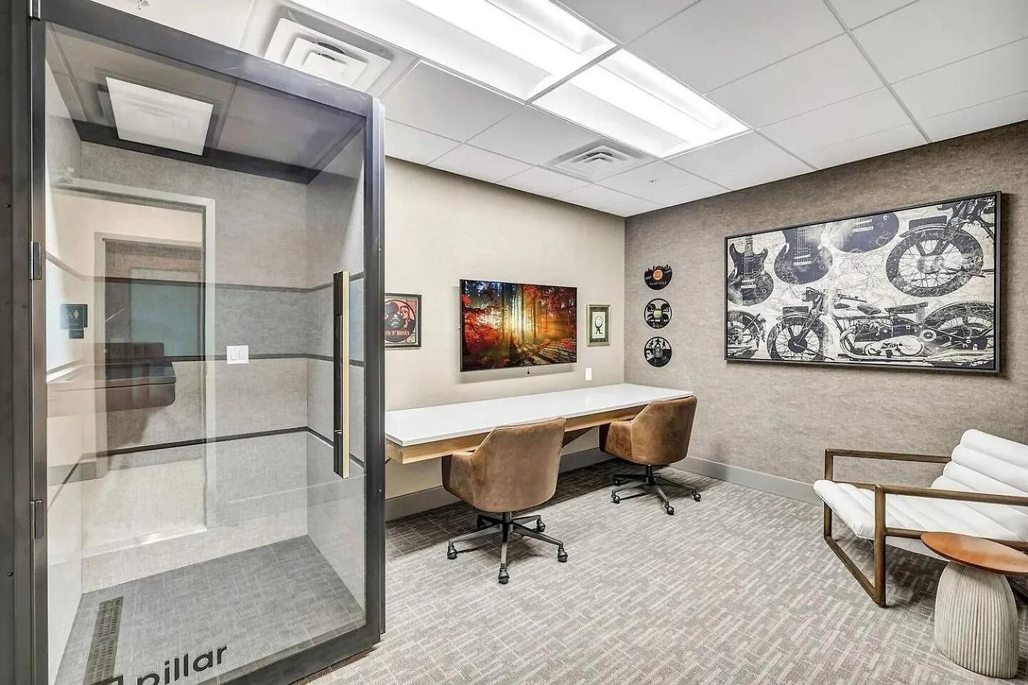 Apartment 2br, Haven At Gulch W/ Rooftop Pool & Views Nashville