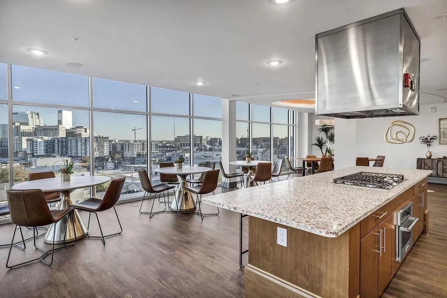 2br, Haven At Gulch W/ Rooftop Pool & Views * Nashville