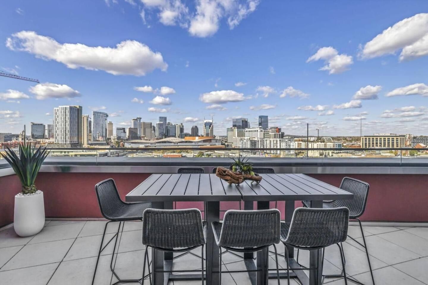 2br, Haven At Gulch W/ Rooftop Pool & Views *