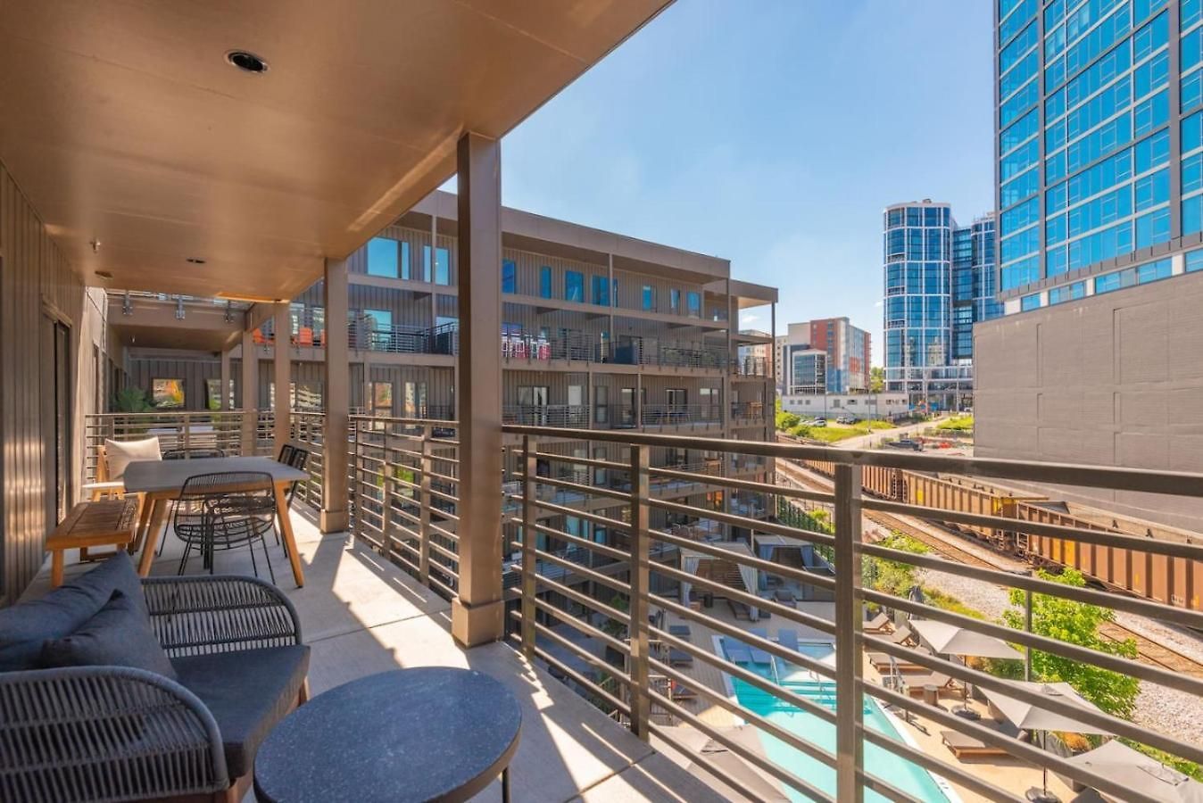 Holiday home Layla's Downtown Nash Retreat | Walk To Broadway - Pool, Gym, Private Balcony, And More! Nashville