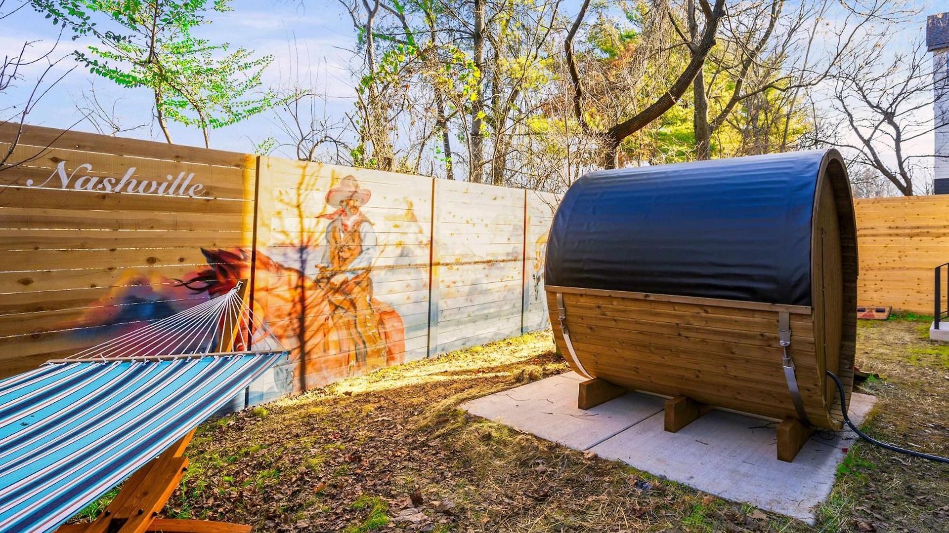 Rooftop Hot Tub Game Barrel Sauna Holiday home