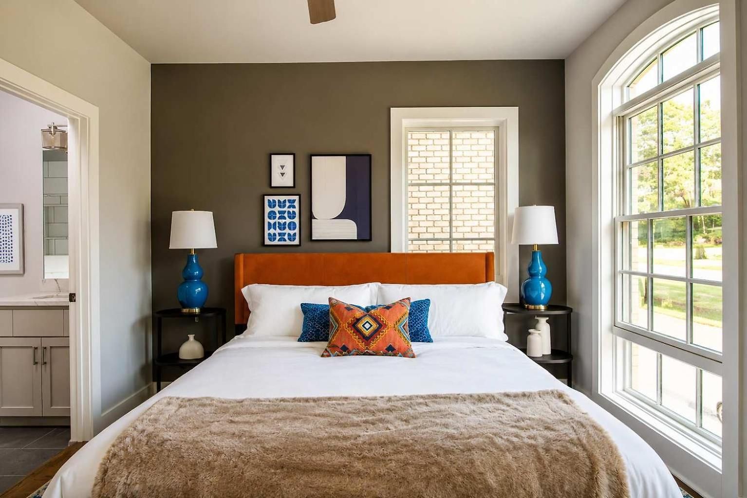 Stylish West End With Rooftop & Patio * Nashville