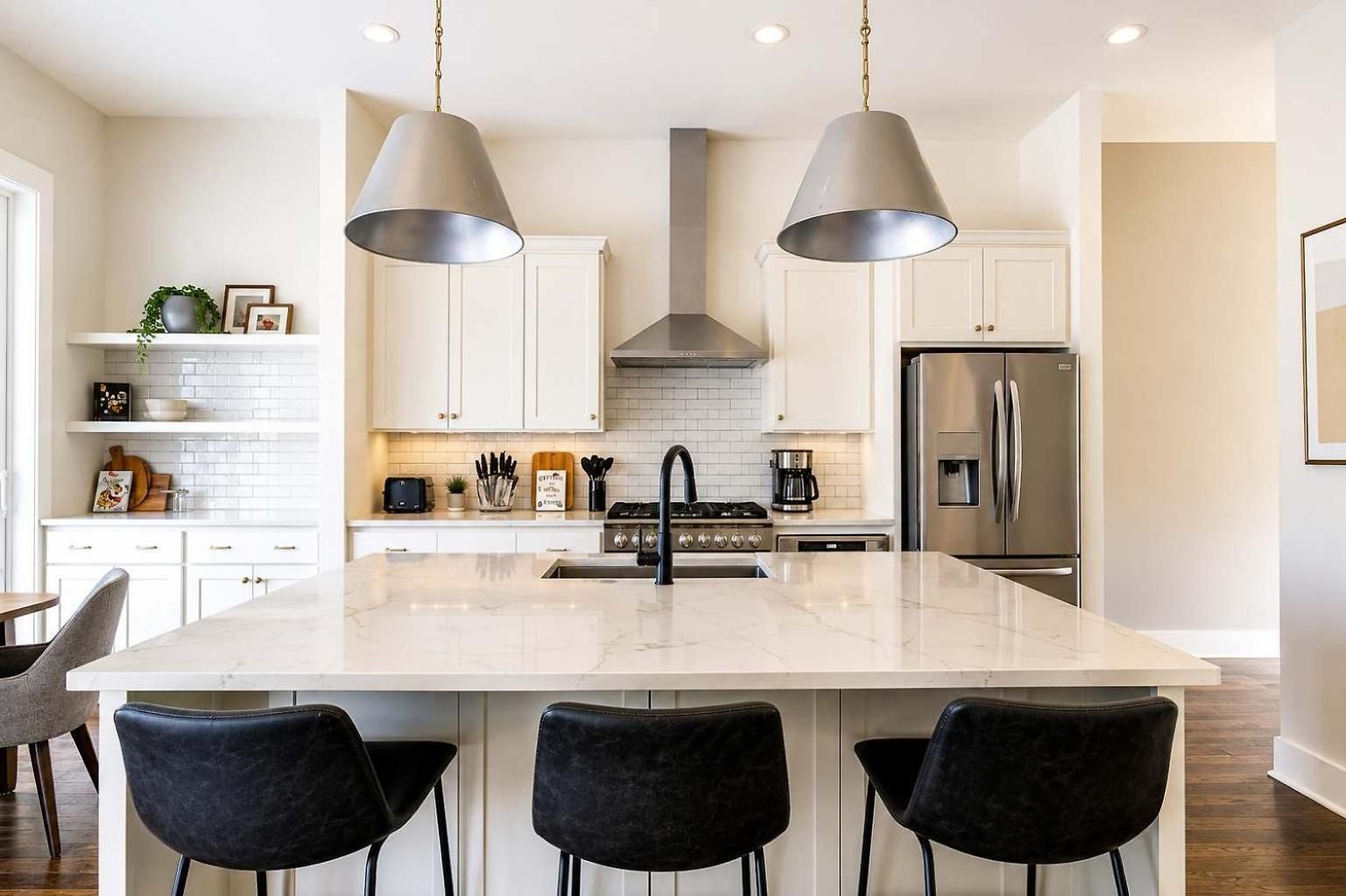 2 West End Homes With Stunning Rooftop Views *