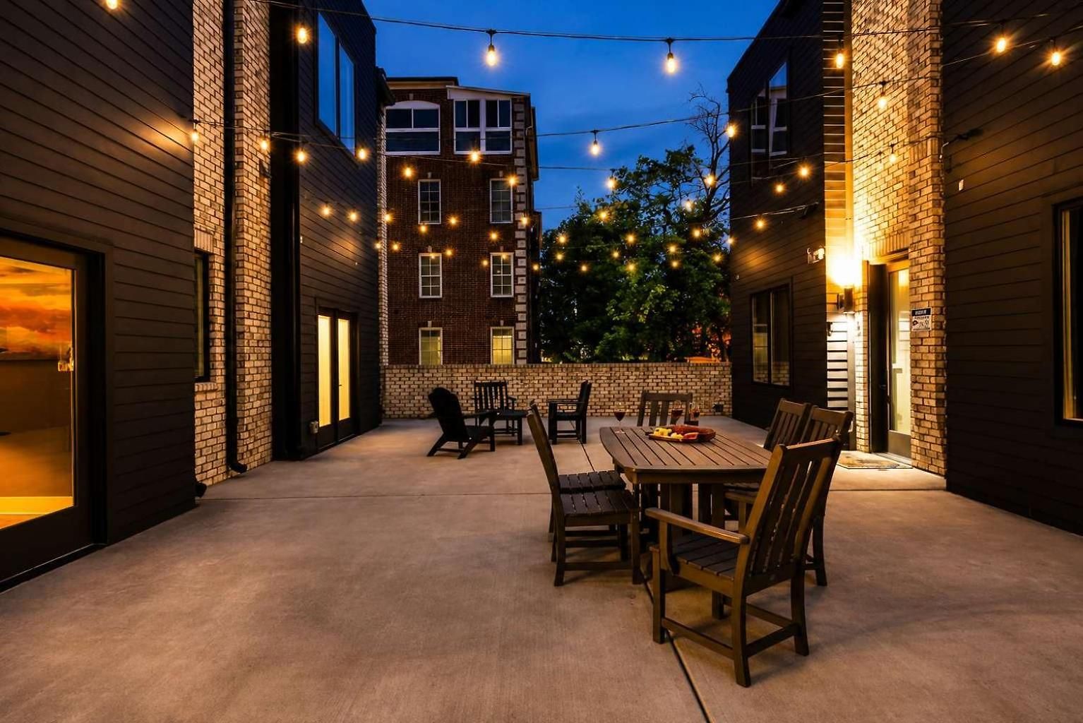 2 West End Homes Minutes To Broadway Nashville