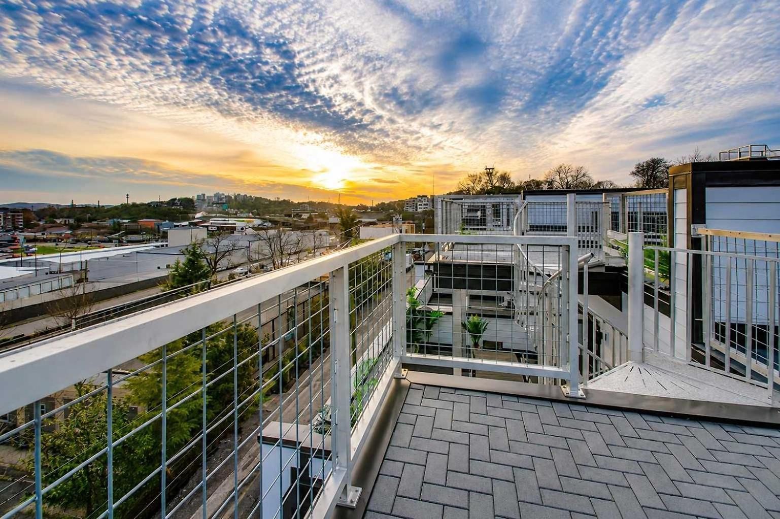 Holiday home Spectacular Double Rooftop 7 Mins To Broadway