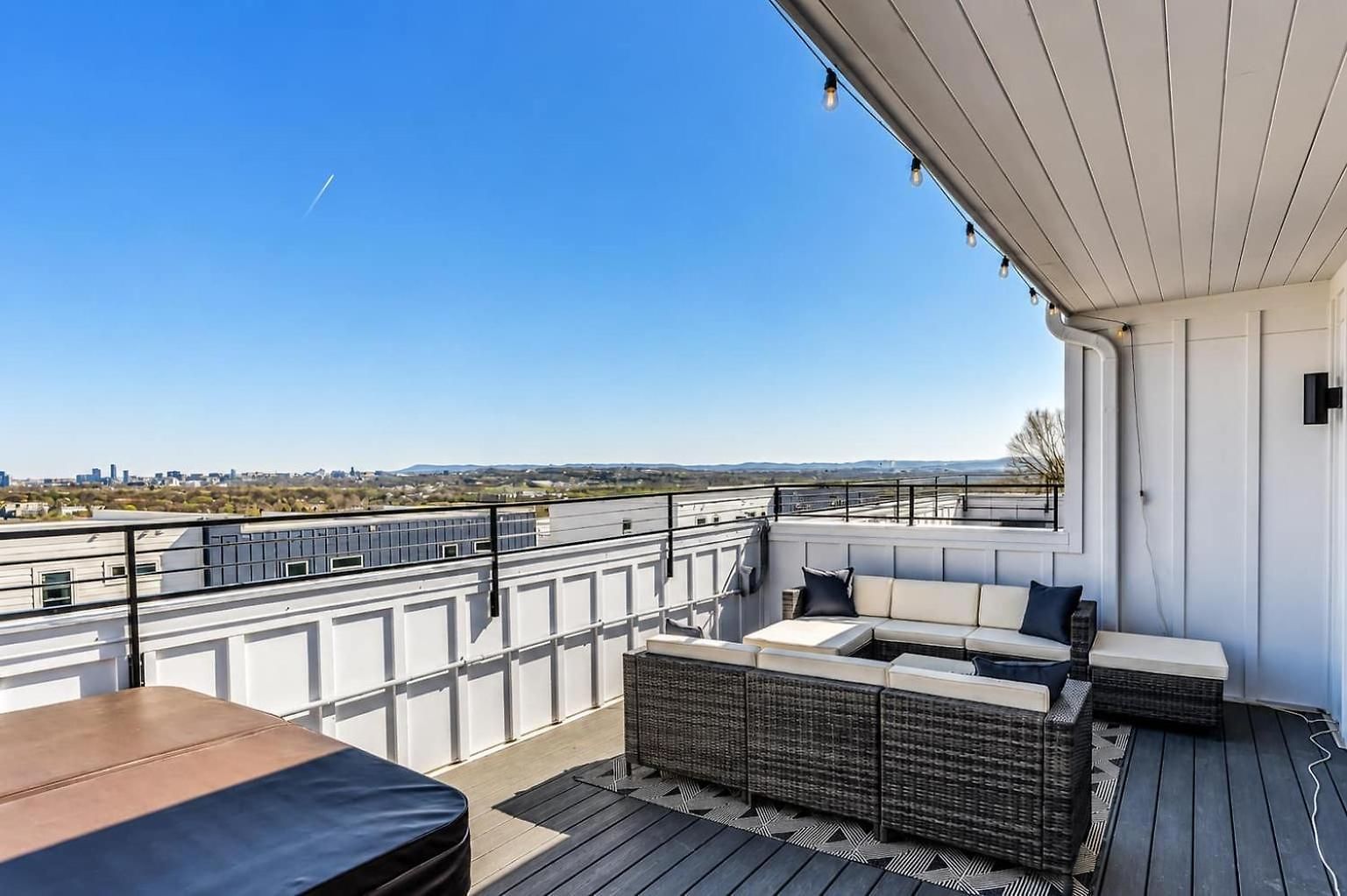 Holiday home Retreat Rooftop Skyline & 12 Guests