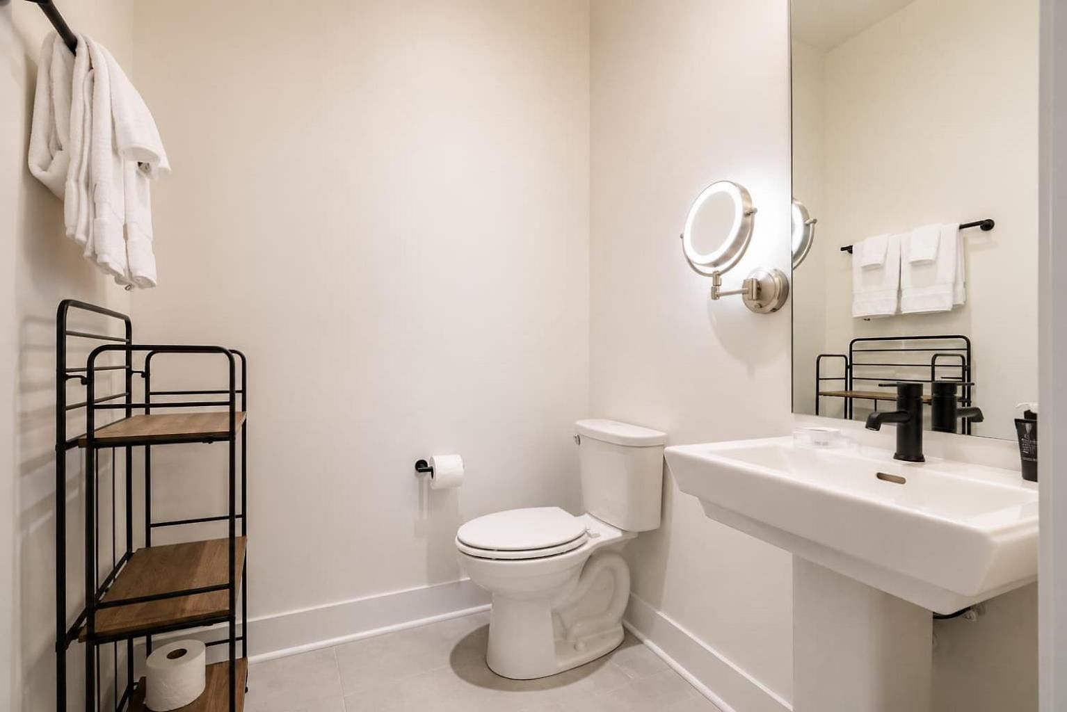 Two New Homes Sleeps Up To 24 *