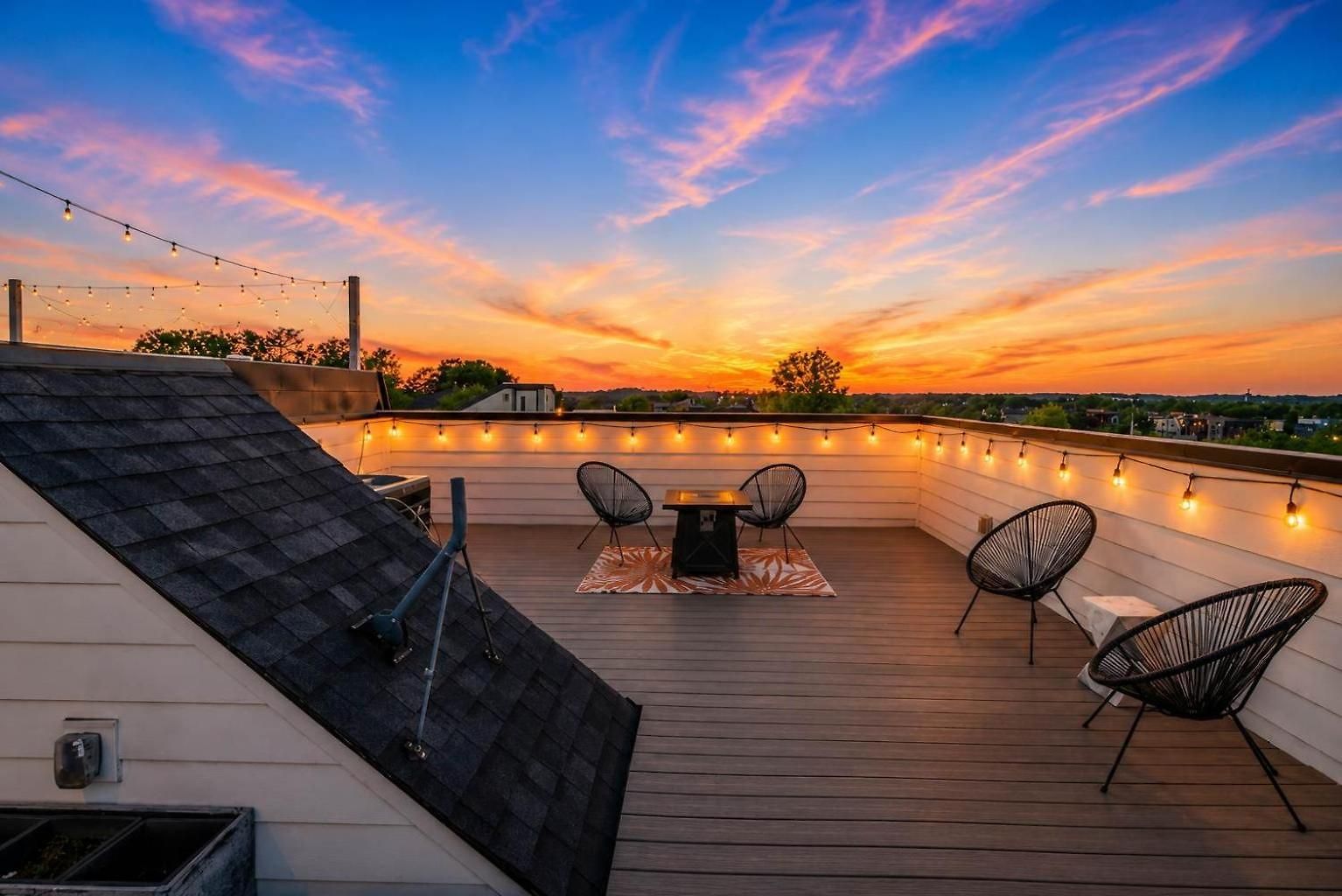 Nashville Escape Skyline Views Minutes To Broadway Holiday home *