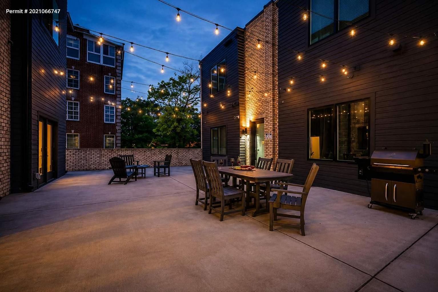 Modern West End Oasis Rooftop Views * Nashville