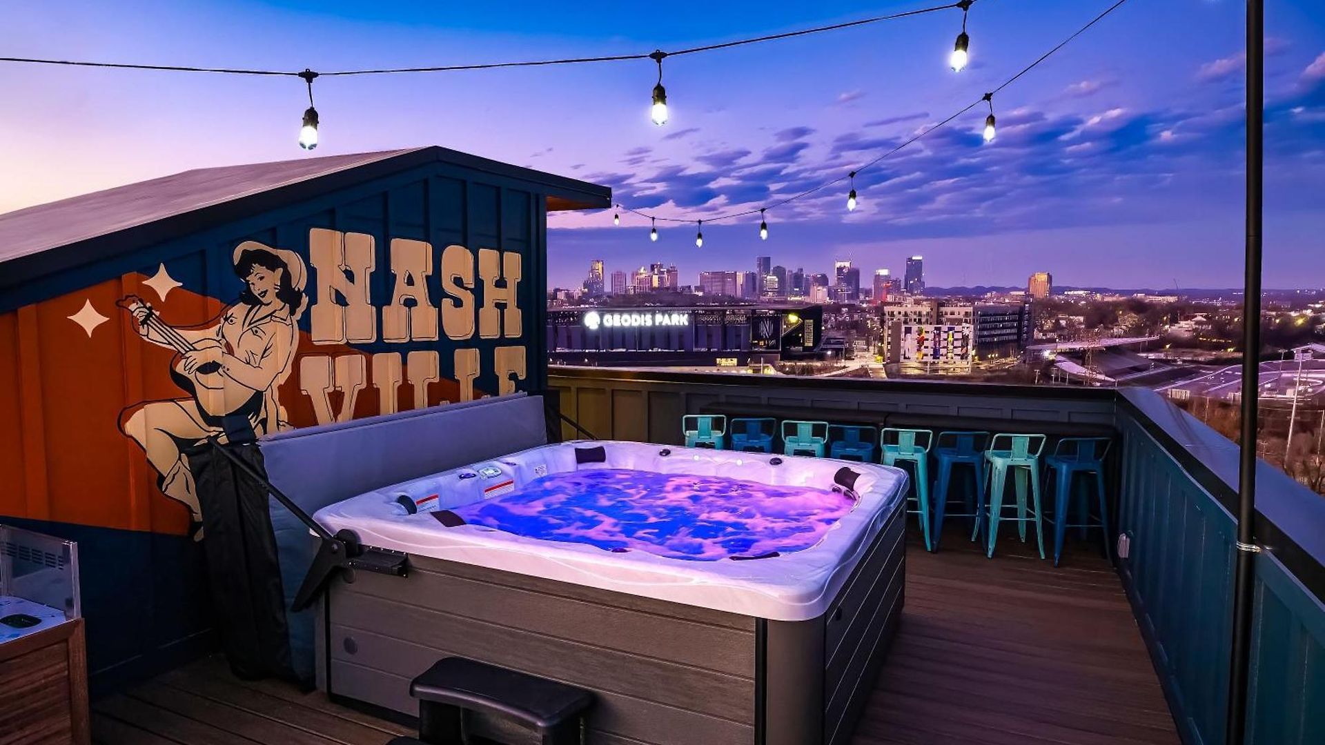 4 Rooftop Decks 4 Hot Tubs Game & Sauna *