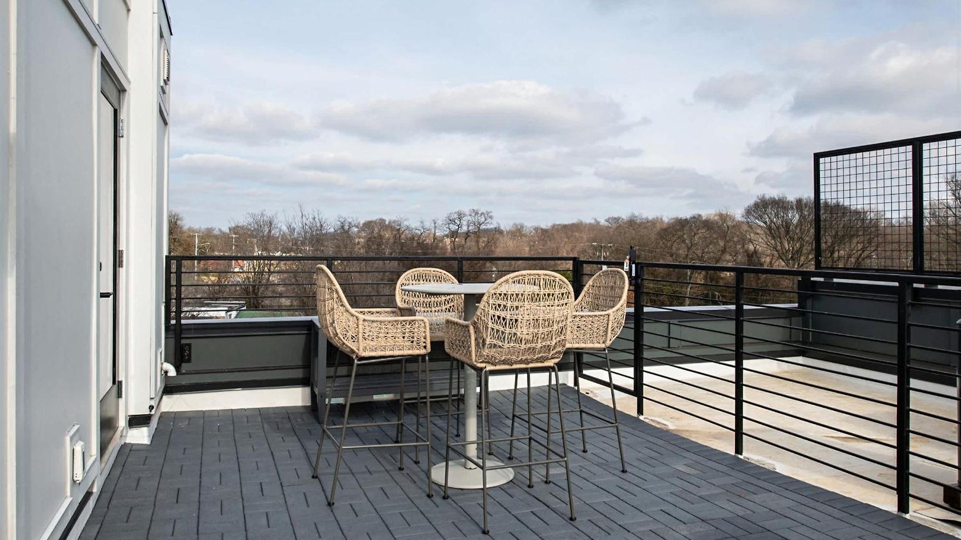 Rooftop Hot Tub & Skyline Views Near Broadway * Nashville