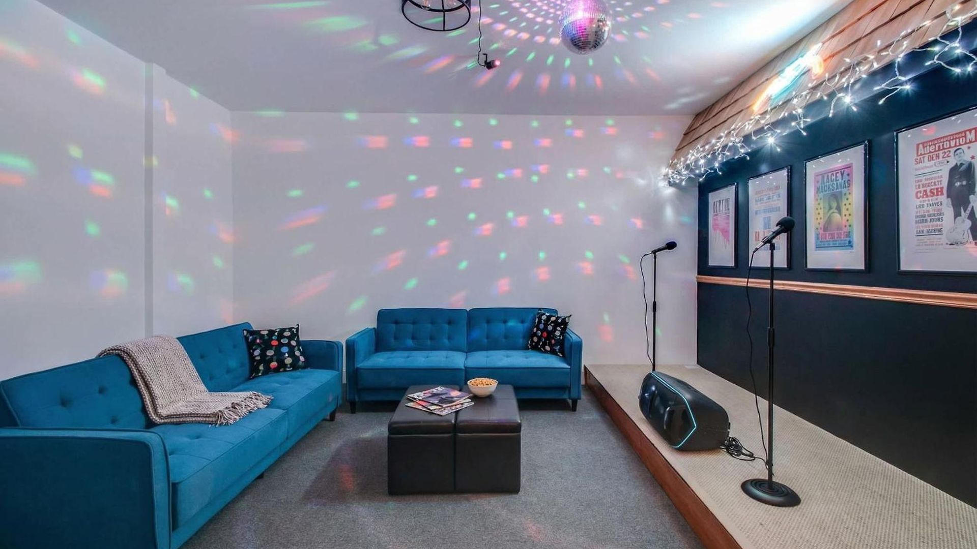 Rooftop Downtown Views - Bluebird Karaoke Holiday home *