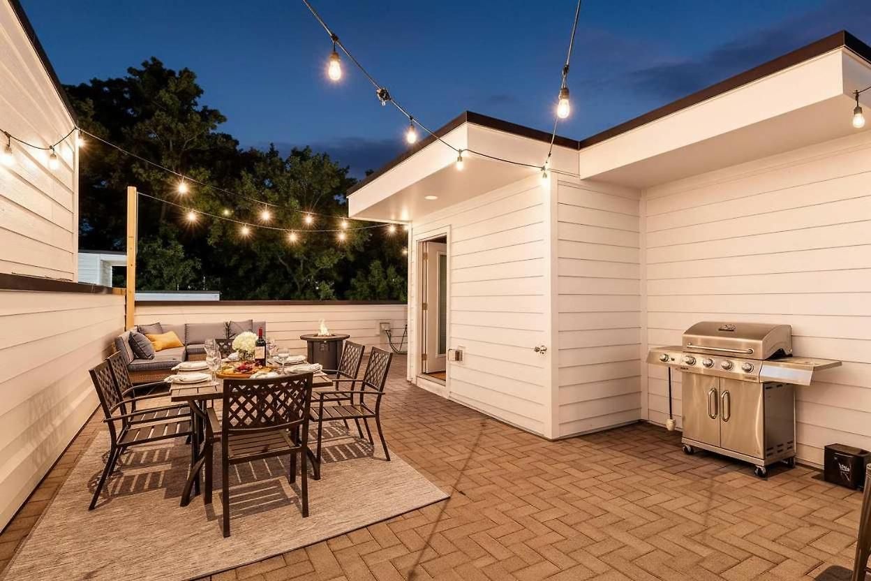 Grill Fire Pit & Views Near Downtown Nashville