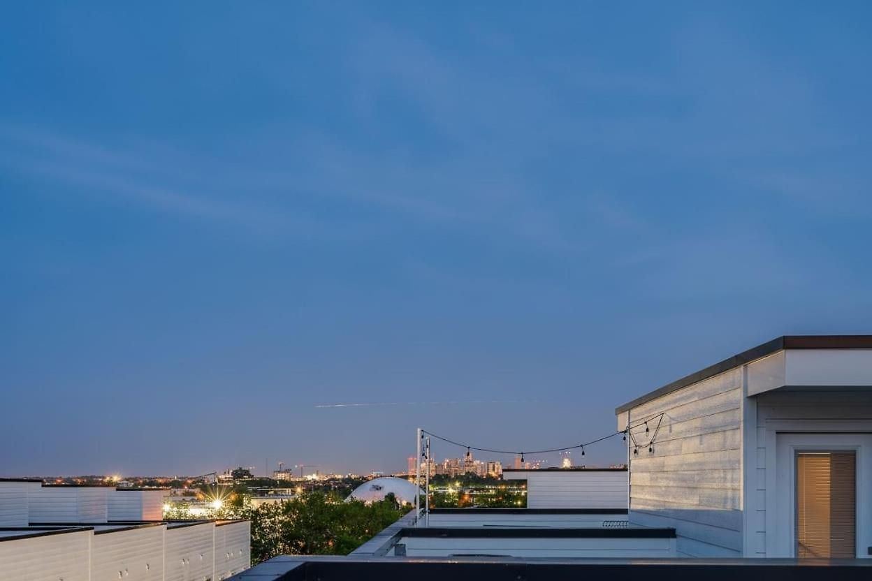Grill Fire Pit & Views Near Downtown