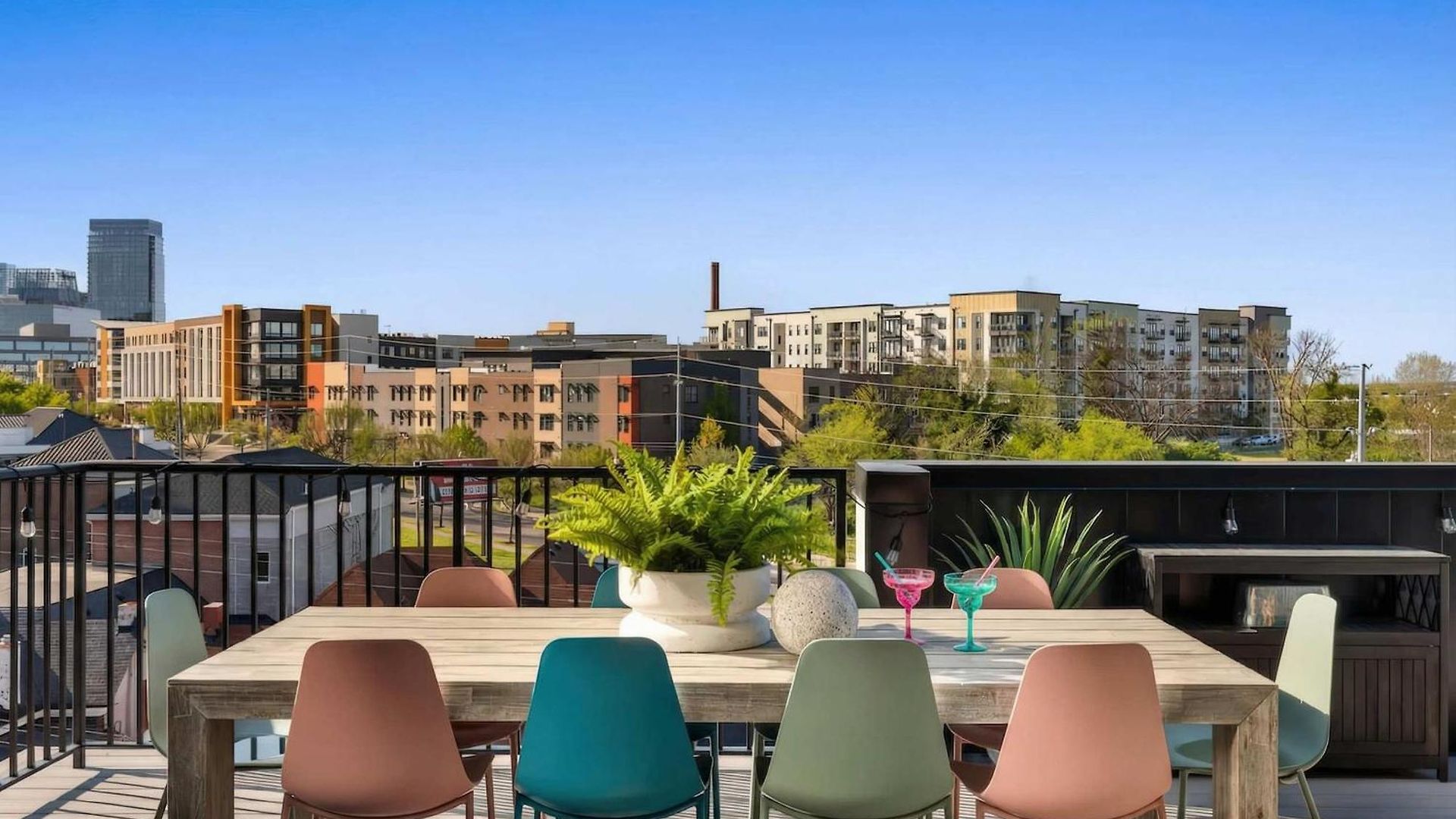 Bright Side - Penthouse & Rooftop Deck - Downtown Views *