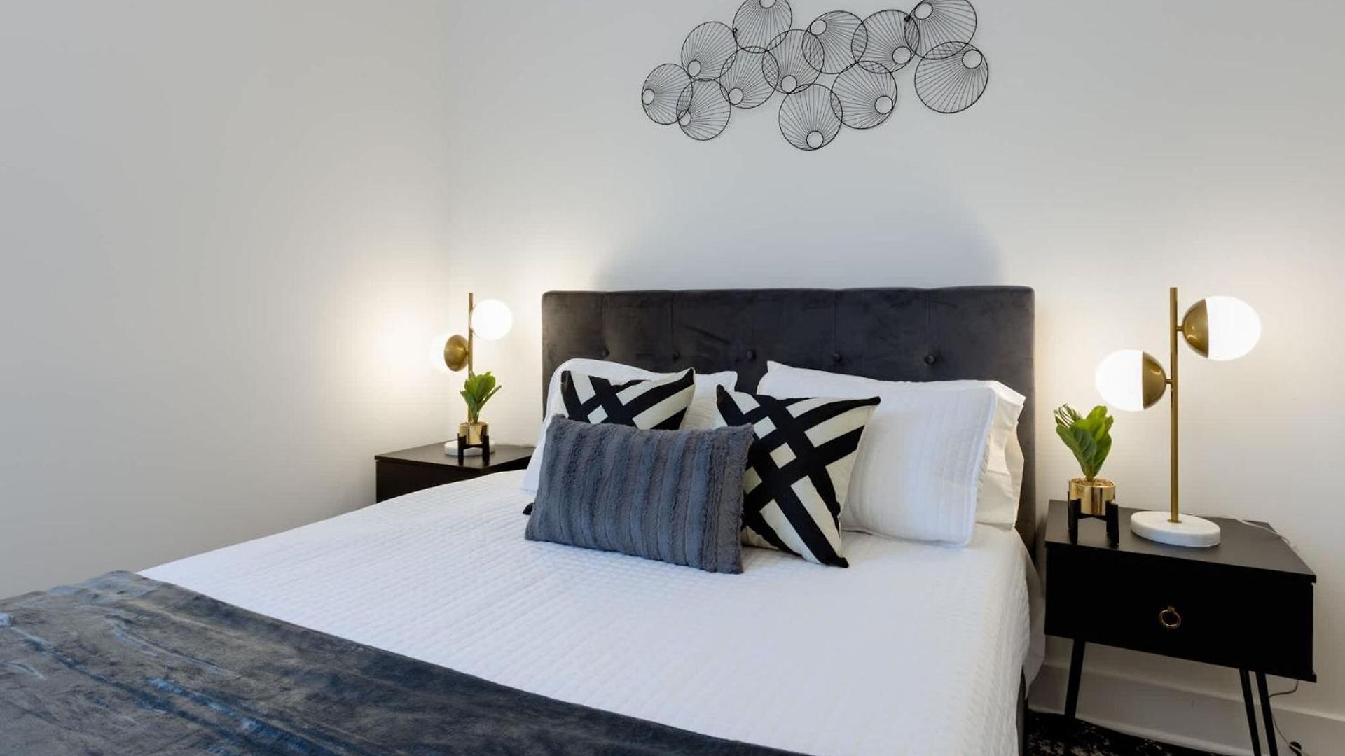 4br Getaway For 12 W Balcony Mins To Broadway Nashville