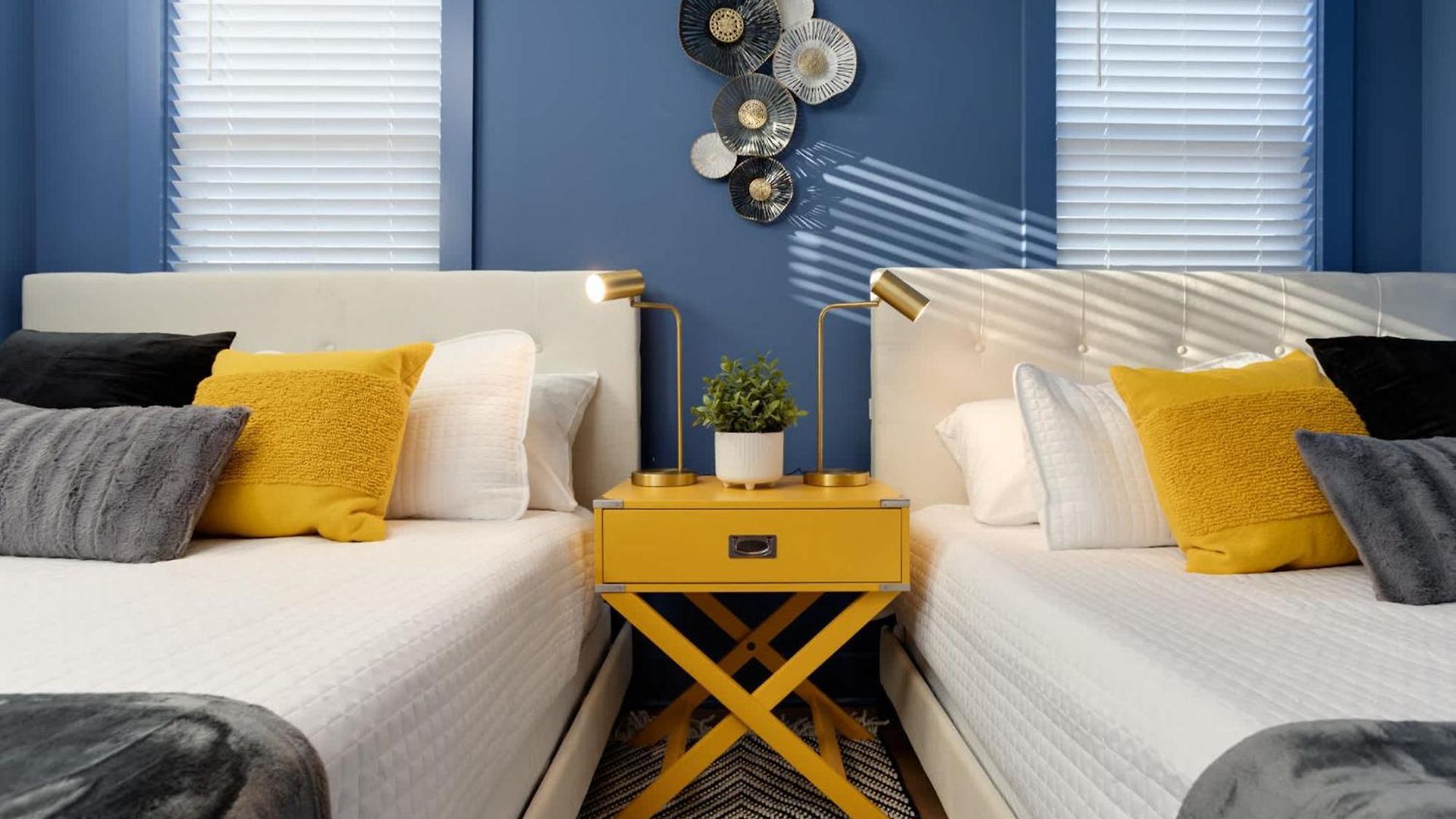 4br Getaway For 12 W Balcony Mins To Broadway
