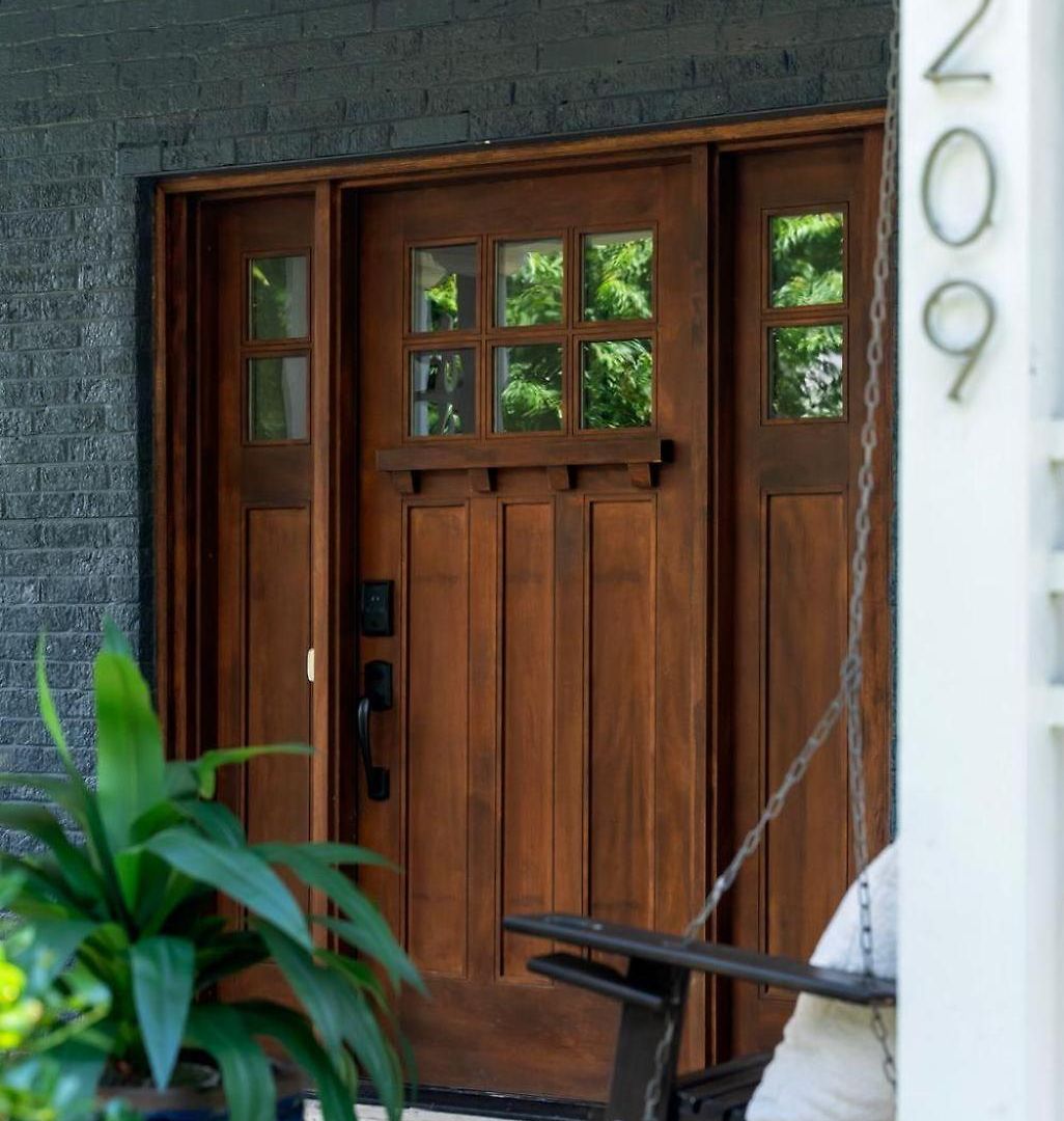 The Magnolia House *