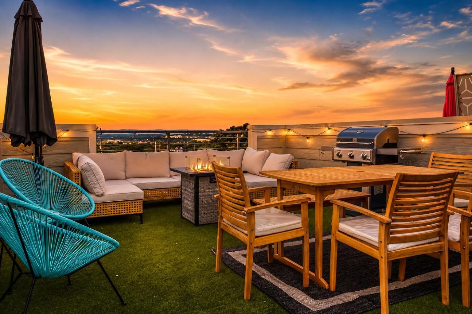The Main Stage - Rooftop Hot Tubgame Roomgroups Homestay Nashville