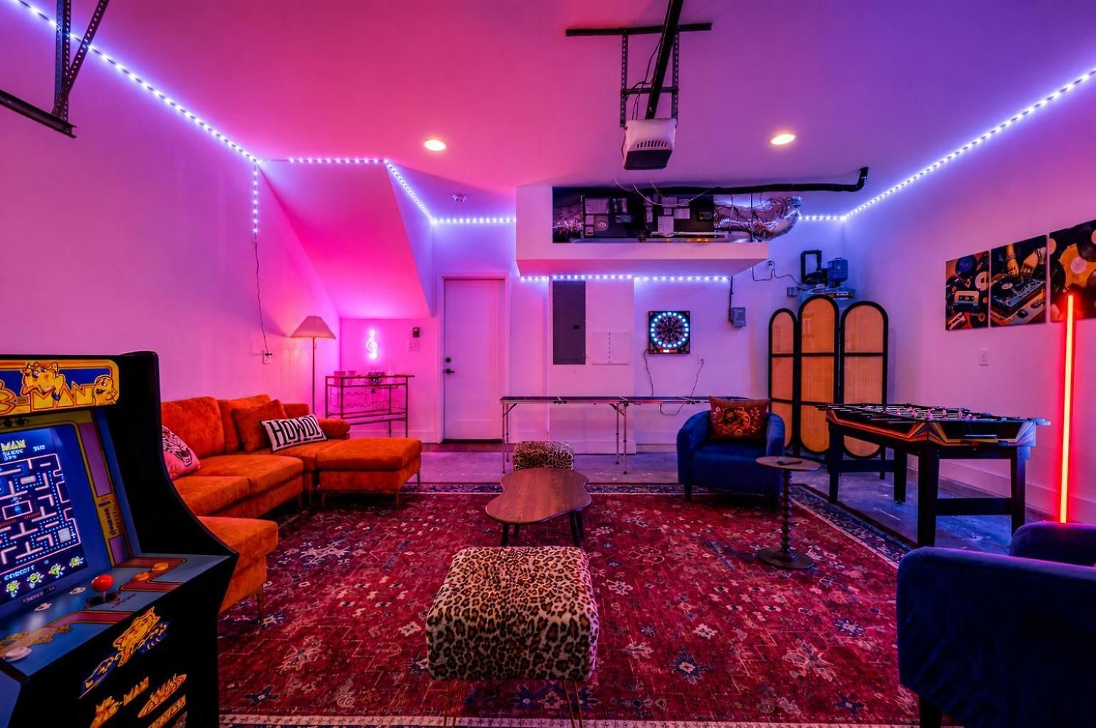 Rose Social - Rooftop Hot Tubgame Roomsleeps 12 Homestay *