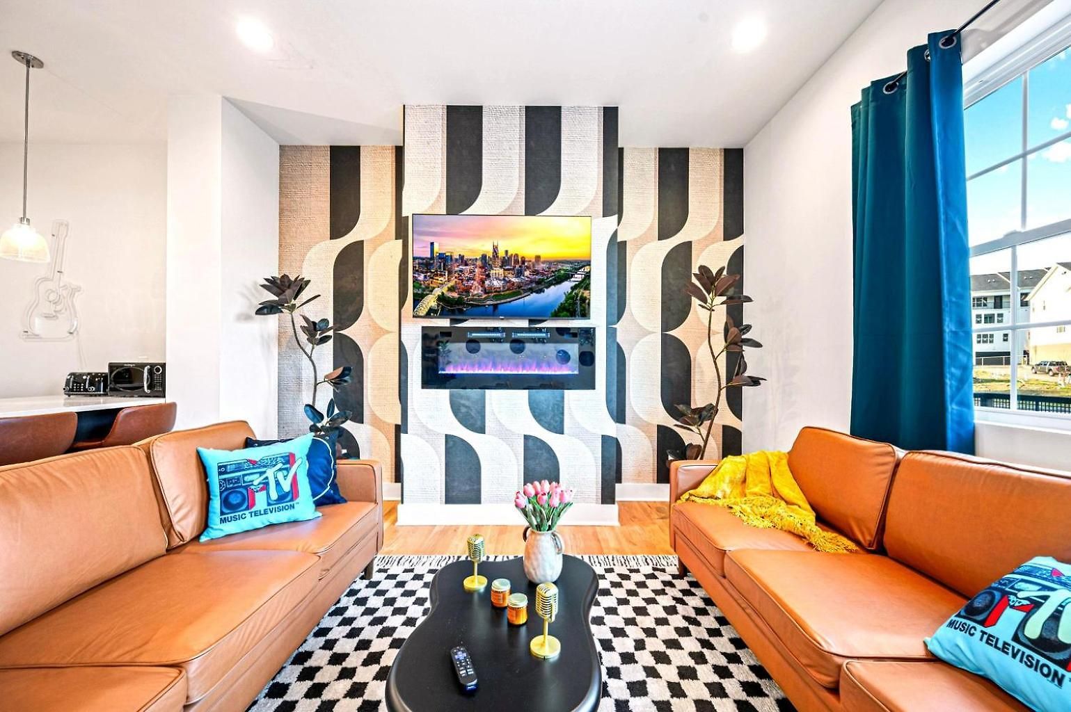 The Encore - Rooftop Hot Tubgame Roomsleeps 12 Homestay *