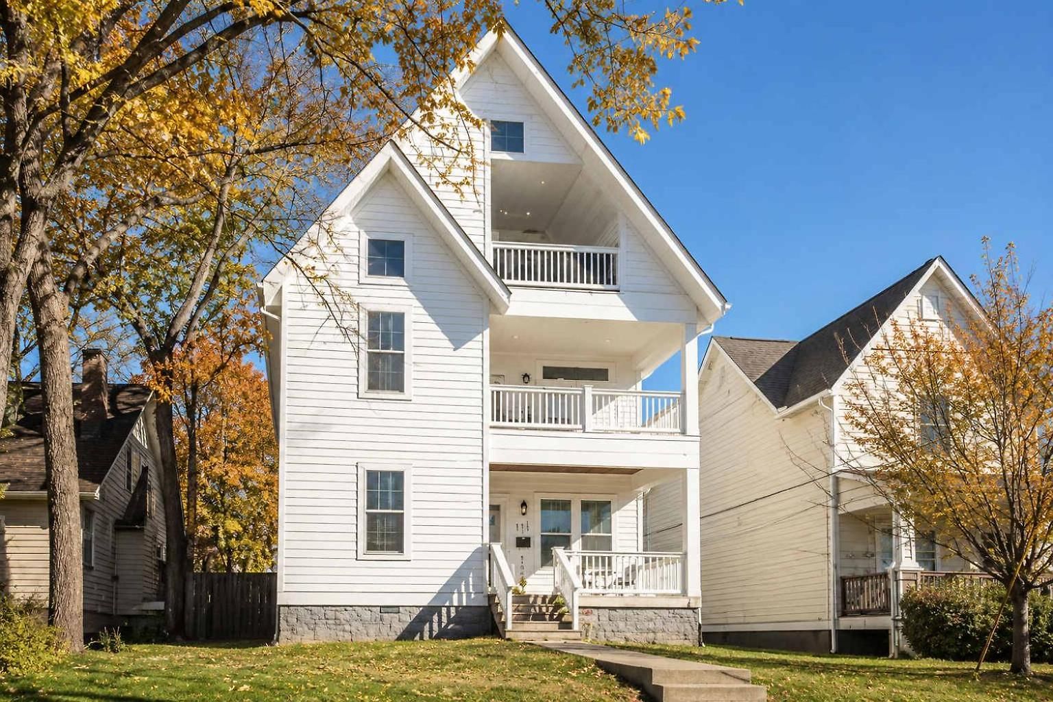 4br East - Walk To Bars & Restaurants Holiday home